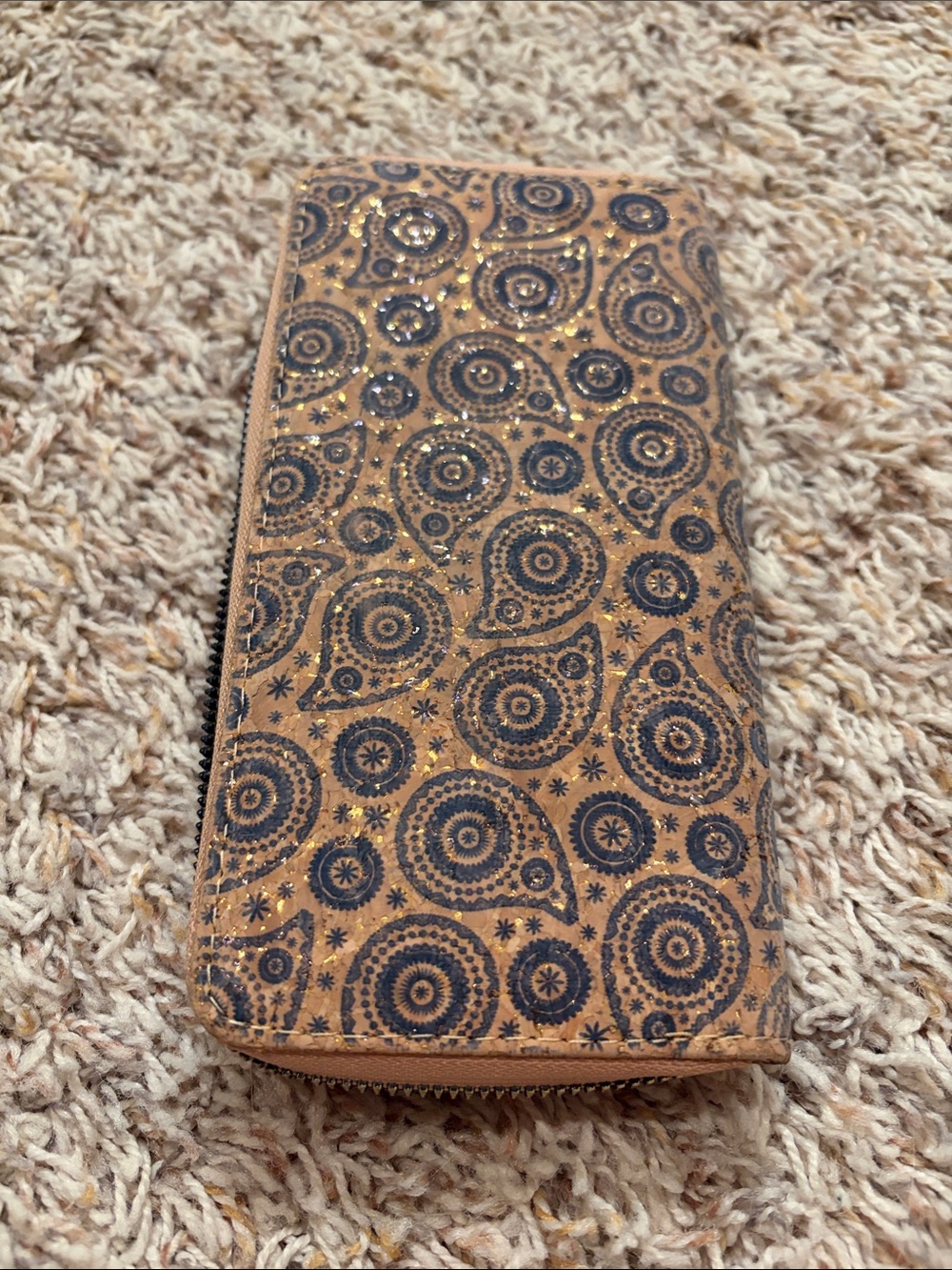 Compact Tan Paisley Zip Wallet - Unbranded